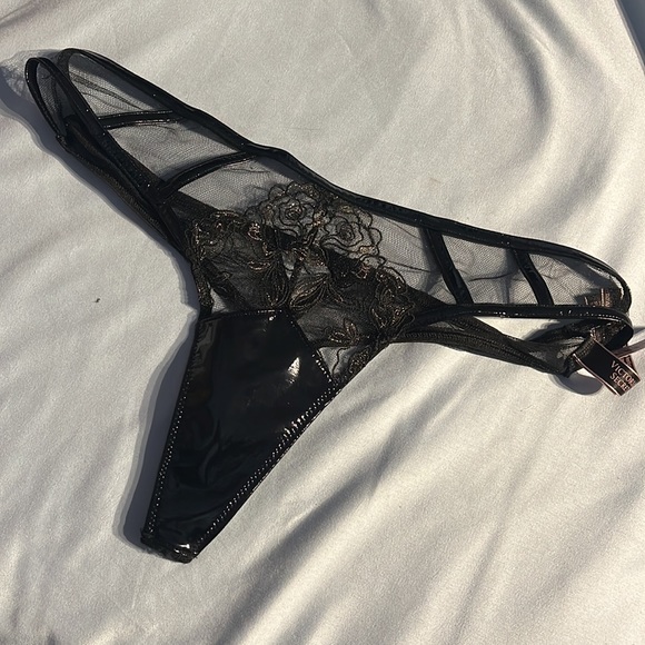 1 string victoria secret neuf avec étiquette taille S - Picture 5 of 5